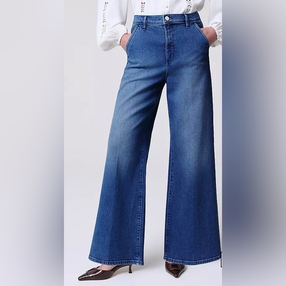 Ann Taylor The Trouser Jeans Wide Leg Relaxed Fit Dark Rinse Size 4 Petite - Picture 2 of 9